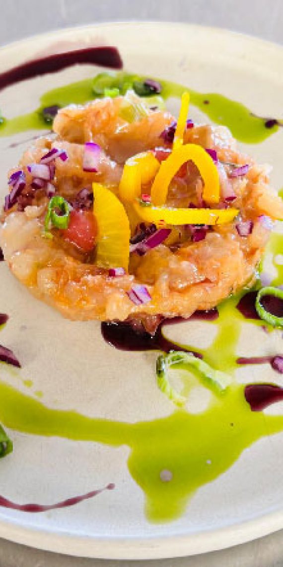 Céviche de gambas, huile de romarin, jus de carotte violette - Le Parfait Savoureux - Charly Fredet