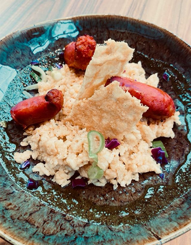 Risotto au chorizo et tuile de parmesan - Recette de Charly Fredet - Le Parfait Savoureux